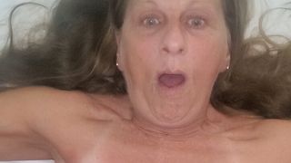 CREAMPIED WIFE – MARRIED SLUT LESLIE TAKING DADDY’S LOAD – I WANT YOUR LOAD IN ME!