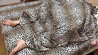 Passionate Couple Quick Fuck In Bed