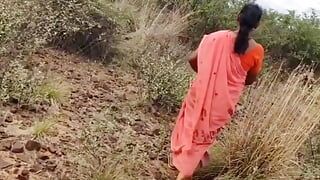 Desi aunty outdoor sex with boy