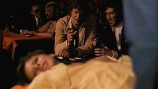 La bonzesse 1974 (Cuckold scene)