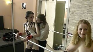 Meliss en Zoe get punished by there boyfriends