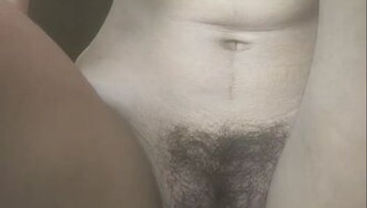 My new girlfriend faking me