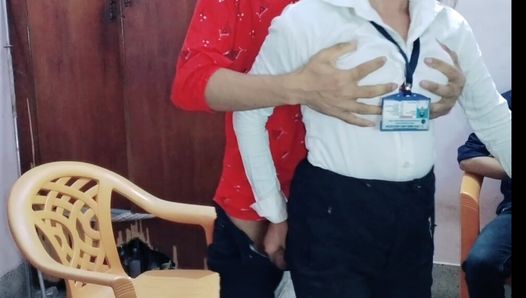 Sexy staff ko dono boss milke choda