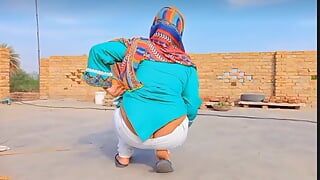 the bigcock entered the desi bride s wet pussy and both the couple experienced rl