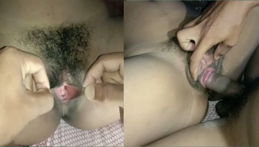 The size of my pussy is so small that the lover’s cock does not penetrate