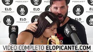 AGUS DB SE TRAGA LA BANANA EN EL CUARTO PICANTE