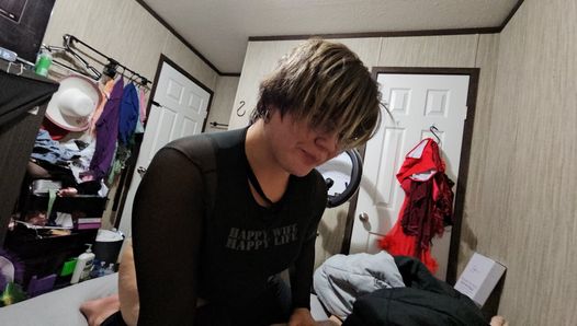 I love so much sucking hard cock and bending over and taking it and I get to swallow my reward great night