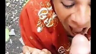 Muslim women suck my cock